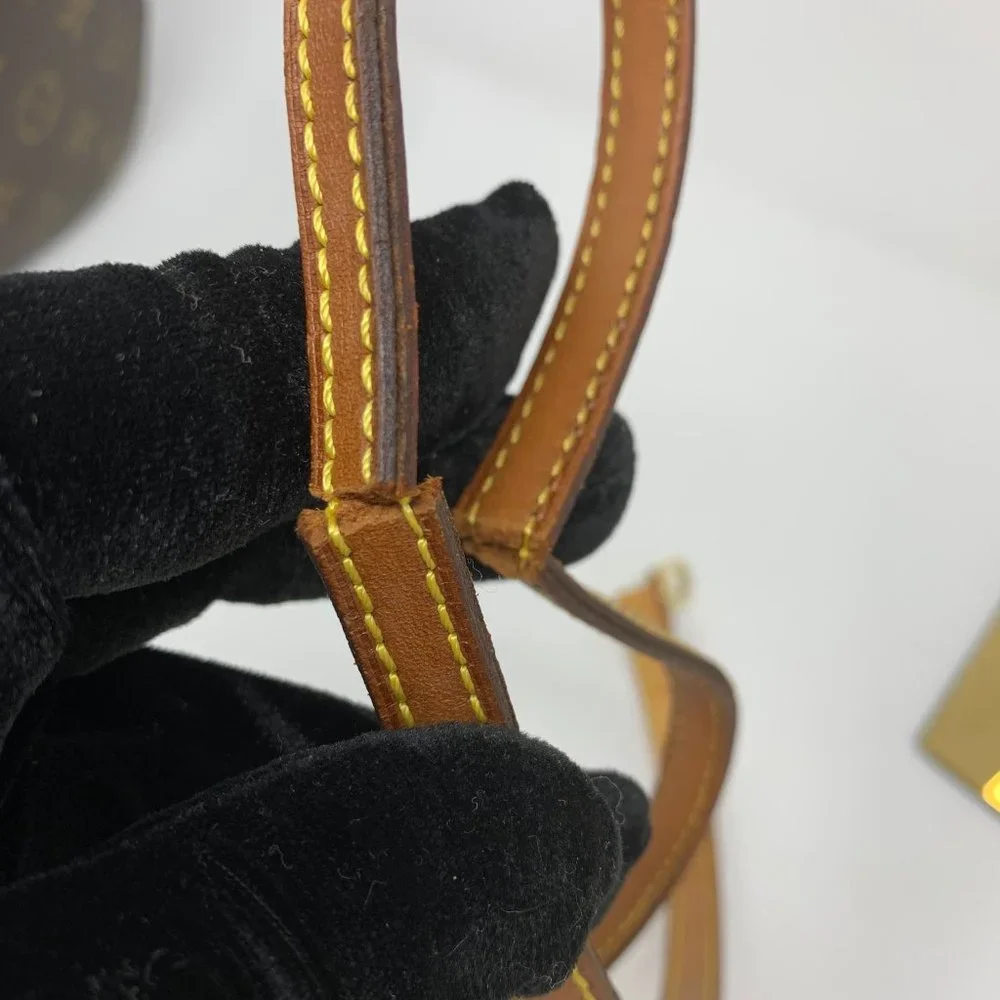 Louis Vuitton Spontini Handbag Monogram - Picture 8 of 15